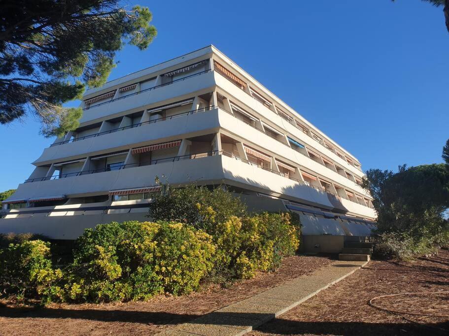 En Bord De Mer, Avec Grande Terrasse Et Climatisation Le Grau-du-Roi Exterior foto